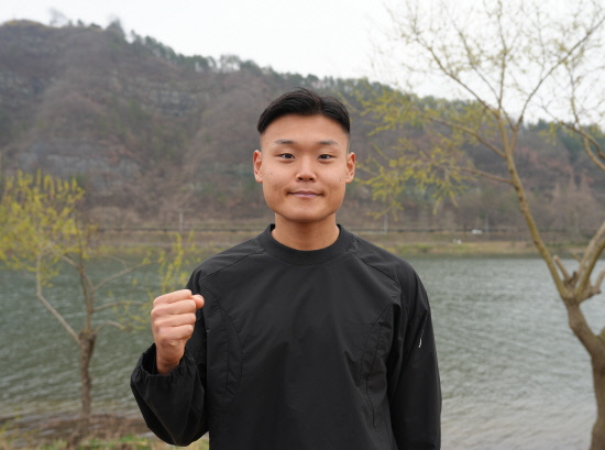 2024 진주남강마라톤대회 하프코스 남자 청년부우승자 오혜성 씨.